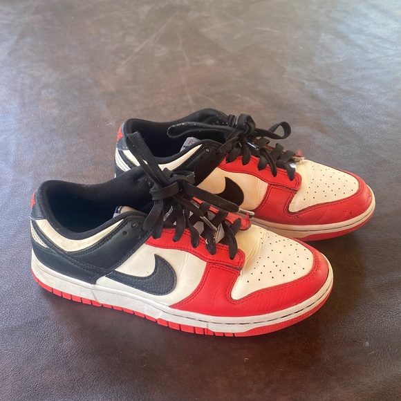 Nike x NBA Dunks EMB 75th Anniversary - Chicago - Picture 1 of 3